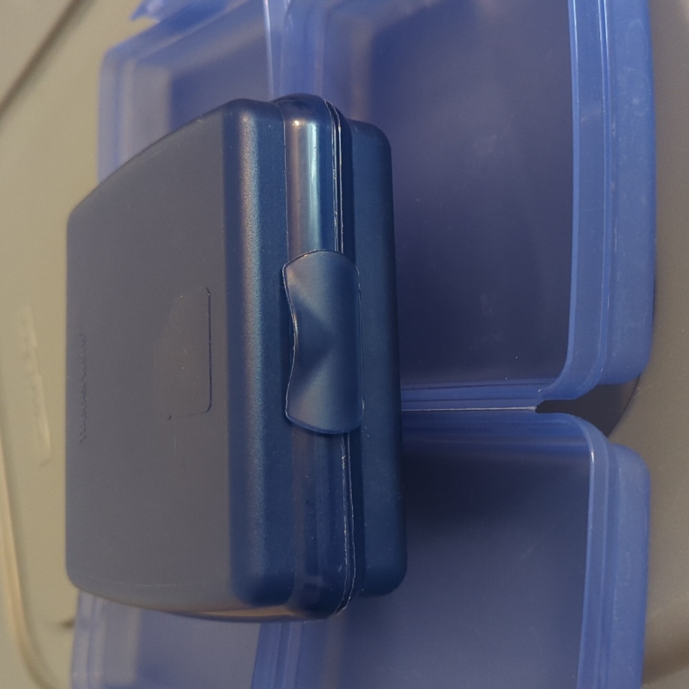 Tupperware container 3.  G2